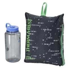 Therm-a-Rest Juno Blanket -Peak Camping 11421 thermarest juno warpspeed ssack rsz 55766.1676491446