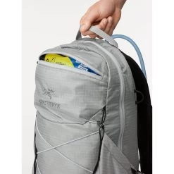 Arc'teryx Aerios 15 - Men's -Peak Camping Aerios 15 Backpack Pixel Front Pocket rsz 55261.1648070836