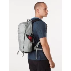 Arc'teryx Aerios 15 - Men's -Peak Camping Aerios 15 Backpack Pixel Side View Right rsz 41031.1648070836