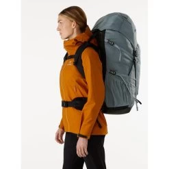 Arc'teryx Bora 70 - Women's -Peak Camping Bora 70 Backpack Dark Immersion Women s Side View Left rsz 73567.1648075017