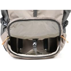 Mystery Ranch Coulee 40 - Men's -Peak Camping Coulee 40 112815 stone Detail Sleeping Bag Compartment Open 2050 rsz 01792.1674248563