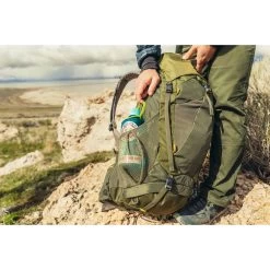 Gregory Stout 60 - Men's -Peak Camping GMP S20 Stout SidePocket rsz 59981.1674847843