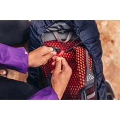 Gregory Raincover 50-80L 15 Gregory Raincover 50-80L -Peak Camping GMP S22 Raincover Feat 0128 rsz 40005.1655422322