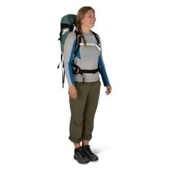 Osprey Sirrus 36 - Women's 29 Osprey Sirrus 36 - Women's -Peak Camping Sirrus 36L S22 OnBody1 SucculentGreen rsz 23323.1675814084