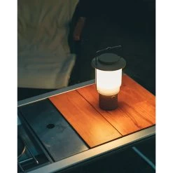 Snow Peak Home & Camp Lantern -Peak Camping es 080 bk lifestyle 10 1024x1024 rsz 82264.1660263120