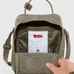 Fjallraven Kanken Sling -Peak Camping f23797 fw19 fvrd kanken sling fjaellraeven 21 rsz 10063.1640890909