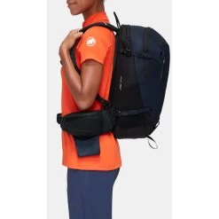 Mammut Lithium 20 - Women's -Peak Camping mam lithium 20 women marine black on model2 rsz 53082.1674518314