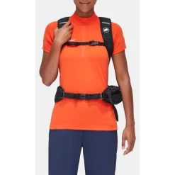 Mammut Lithium 20 - Women's -Peak Camping mam lithium 20 women marine black on model rsz 23037.1674518314