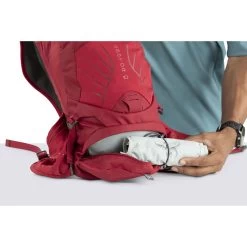 Osprey Raptor 10 - Men's (Fall 2022) -Peak Camping raptor10 s19 detail toolroll1 91228.1675907841