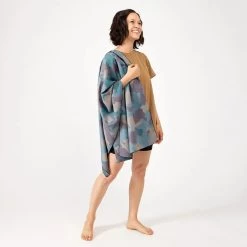 Nomadix Ultralight Towel 17 Nomadix Ultralight Towel -Peak Camping s107 Mia PKXL CAMO 101 4959 MR rsz 73191.1660001942