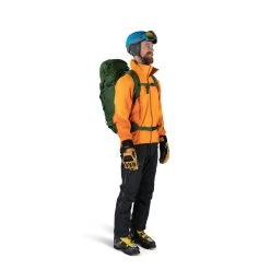 Osprey Soelden 42 - Men's -Peak Camping soelden42f21 f21 onbody1 dustmossgreen rsz 45939.1642118887